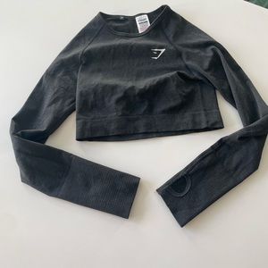 Price is firm 🙏🏻 3 piece set black size small. Gym shark